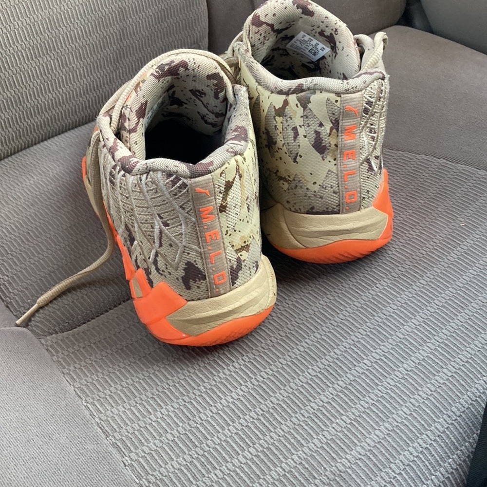 Orange and camouflage melos. 10.5 - Picture 3 of 6